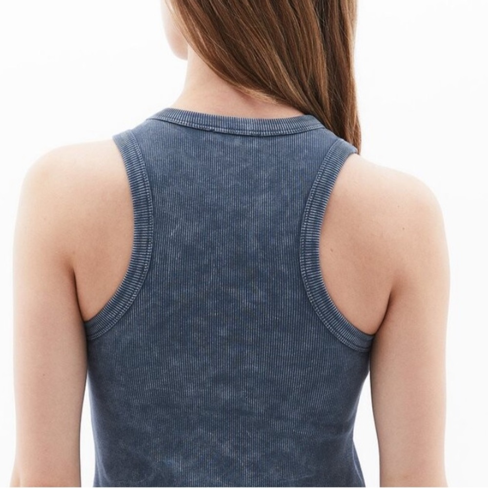 BLOOM SEASONS Top